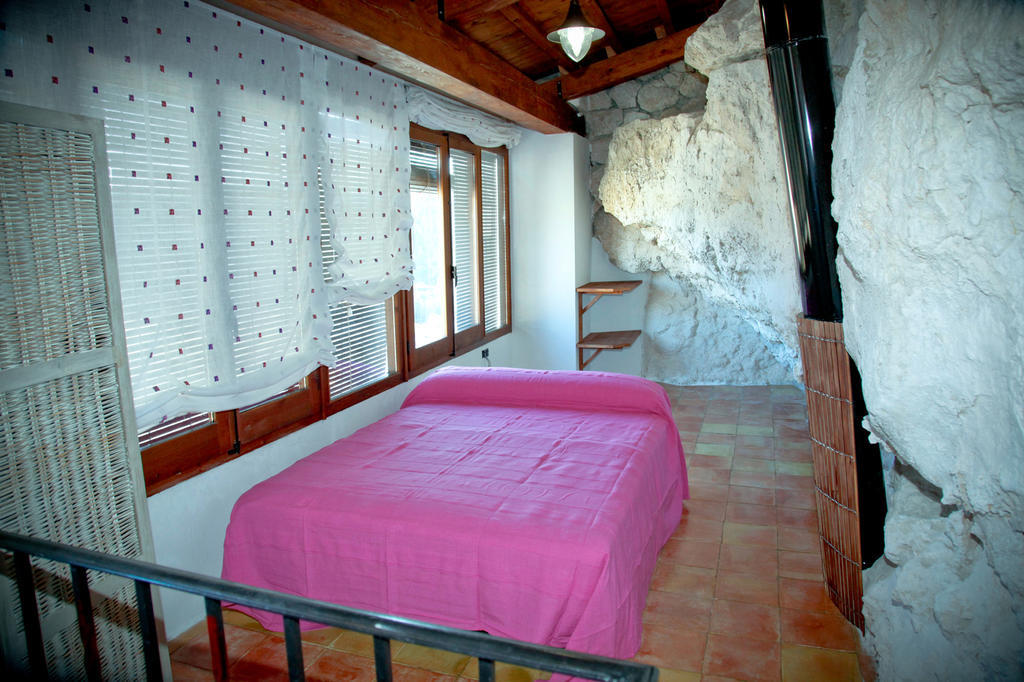 אלקלה דל חוקאר Casa Rural La Bodeguilla חדר תמונה